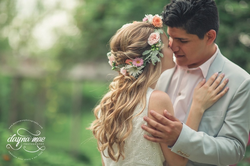 12_Flower_Halo_Engagement_Session